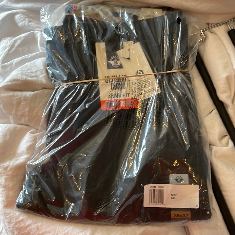 New Dockers courdoroy black chinos with stretch